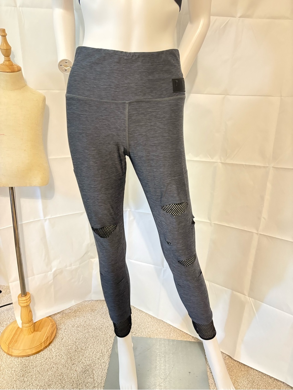 PINK Victoria's Secret Heather Gray High-Waist Mesh-Panel Leggings